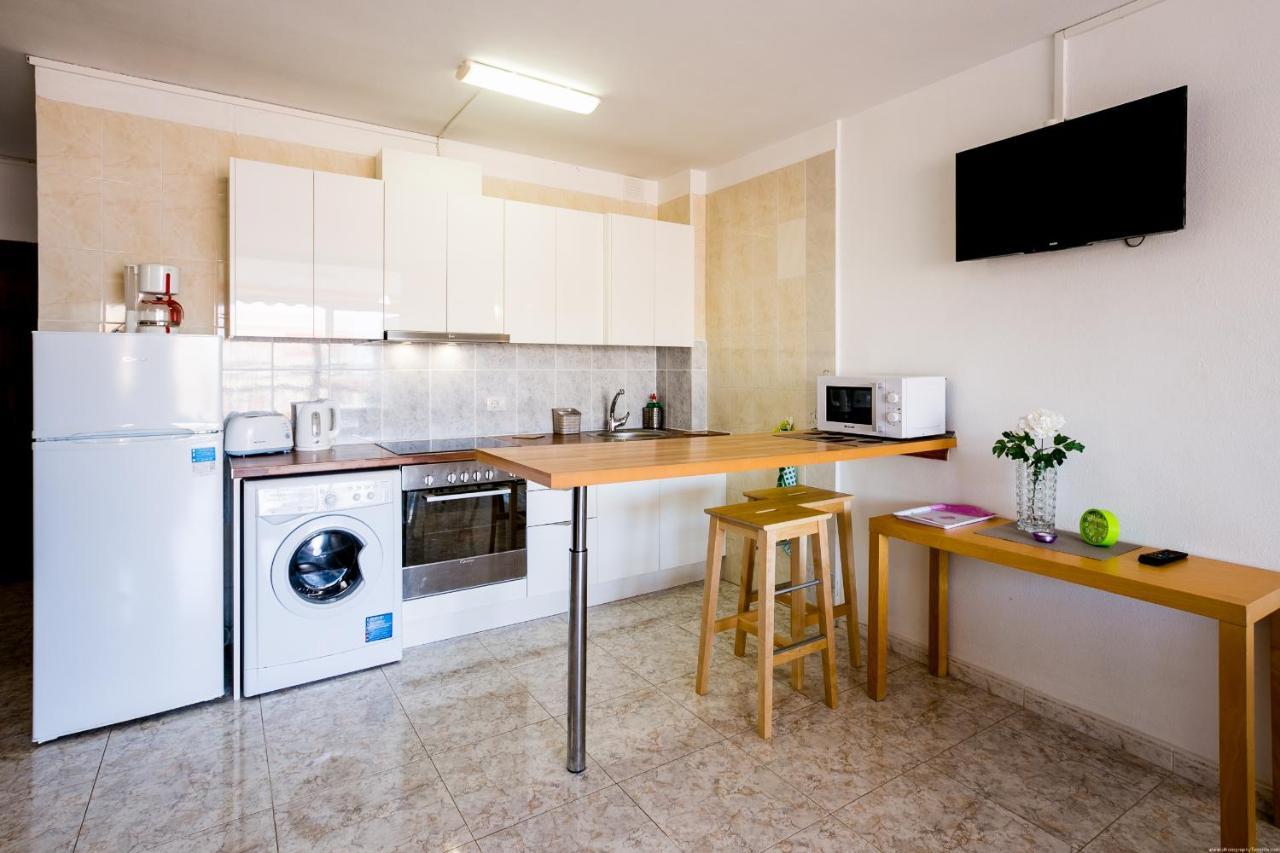 Los Cristianos Guayero Apartment מראה חיצוני תמונה